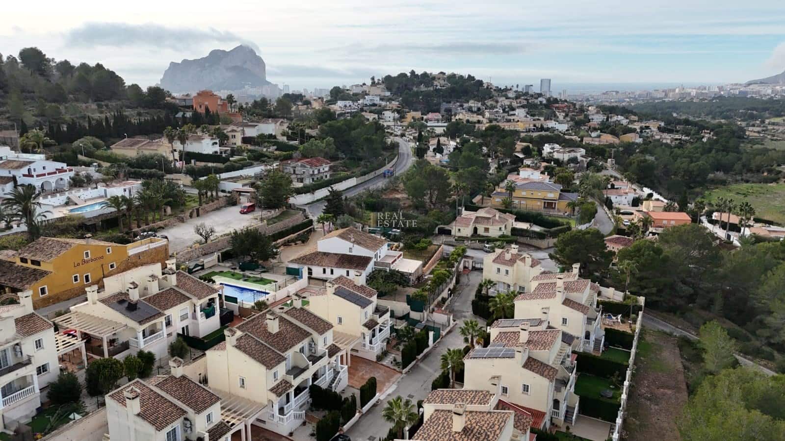 3 soverom Hus til salgs i Calpe / Calp med svømmebasseng - € 279 950 (Ref: 9570348)