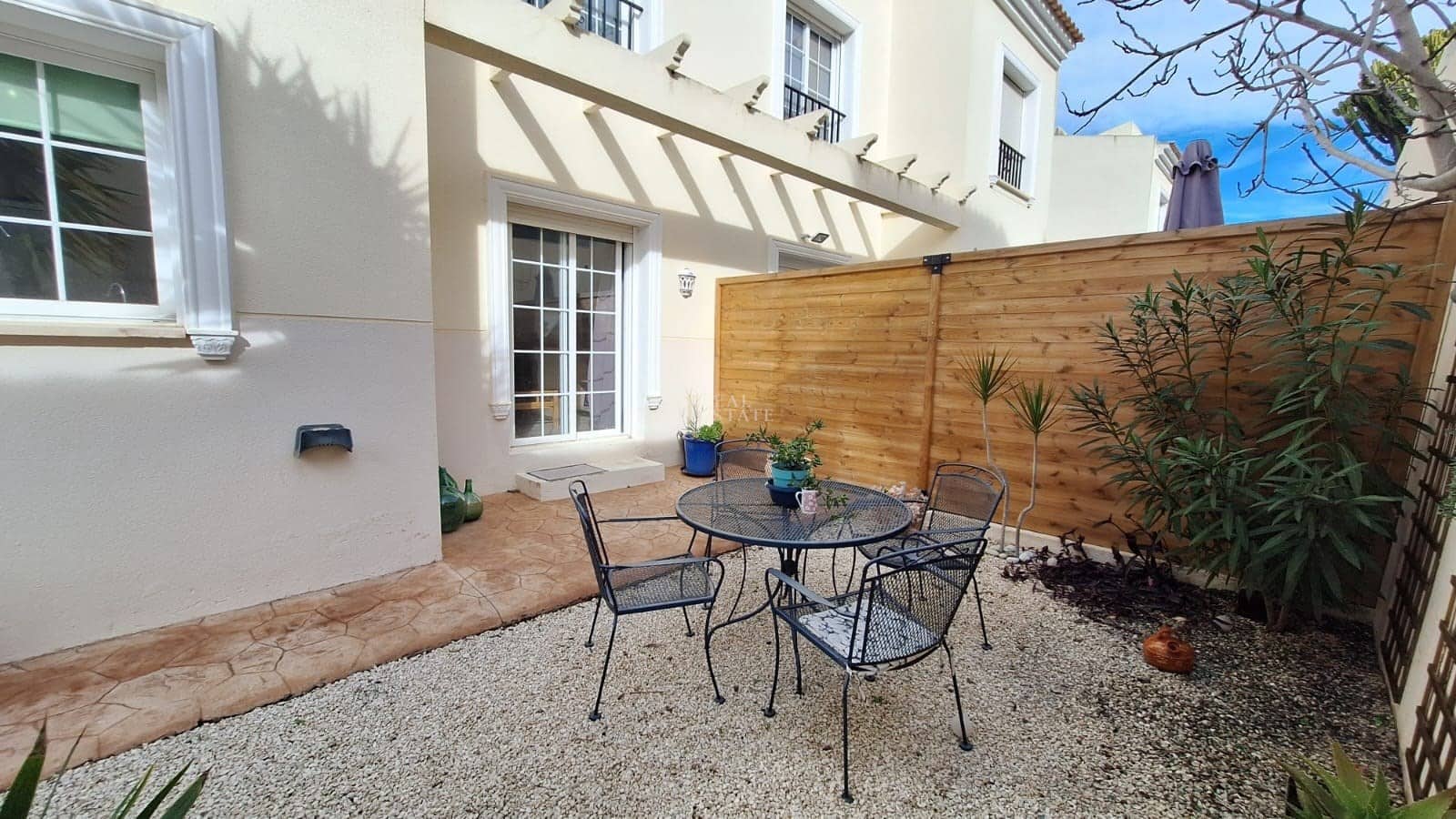 3 soverom Hus til salgs i Calpe / Calp med svømmebasseng - € 279 950 (Ref: 9570348)