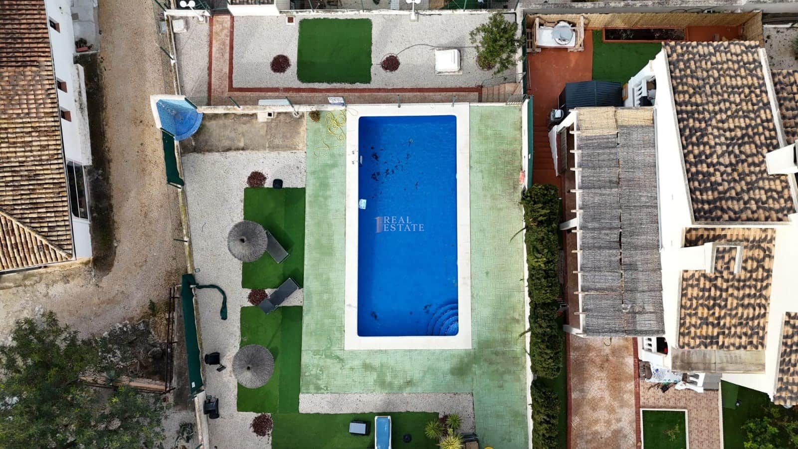 3 soverom Hus til salgs i Calpe / Calp med svømmebasseng - € 279 950 (Ref: 9570348)