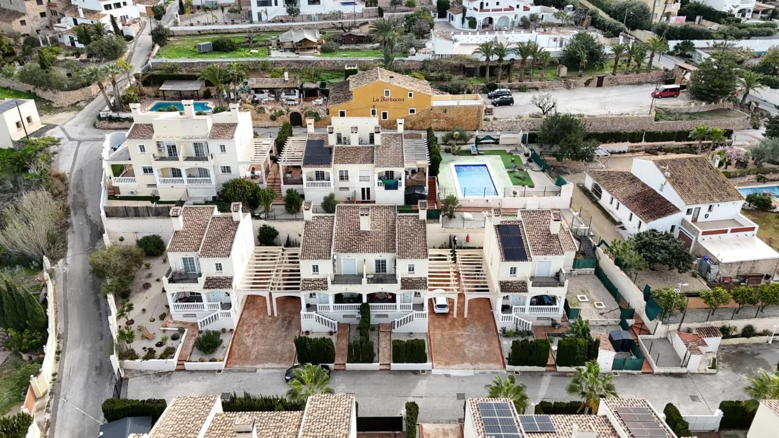 3 soverom Hus til salgs i Calpe / Calp med svømmebasseng - € 279 950 (Ref: 9570348)