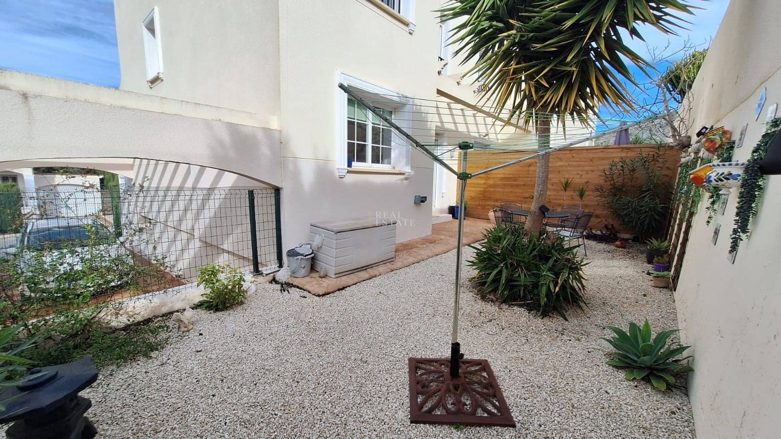 3 soverom Hus til salgs i Calpe / Calp med svømmebasseng - € 279 950 (Ref: 9570348)