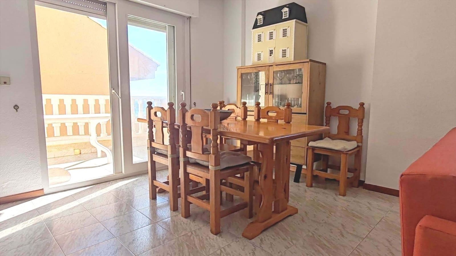 3 Zimmer Apartment zu verkaufen in La Manga del Mar Menor mit Pool Garage - 175.000 € (Ref: 9575018)