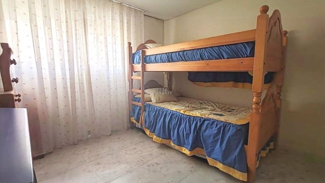 2 chambre Appartement à vendre à La Manga del Mar Menor avec piscine garage - 160 000 € (Ref: 9575130)