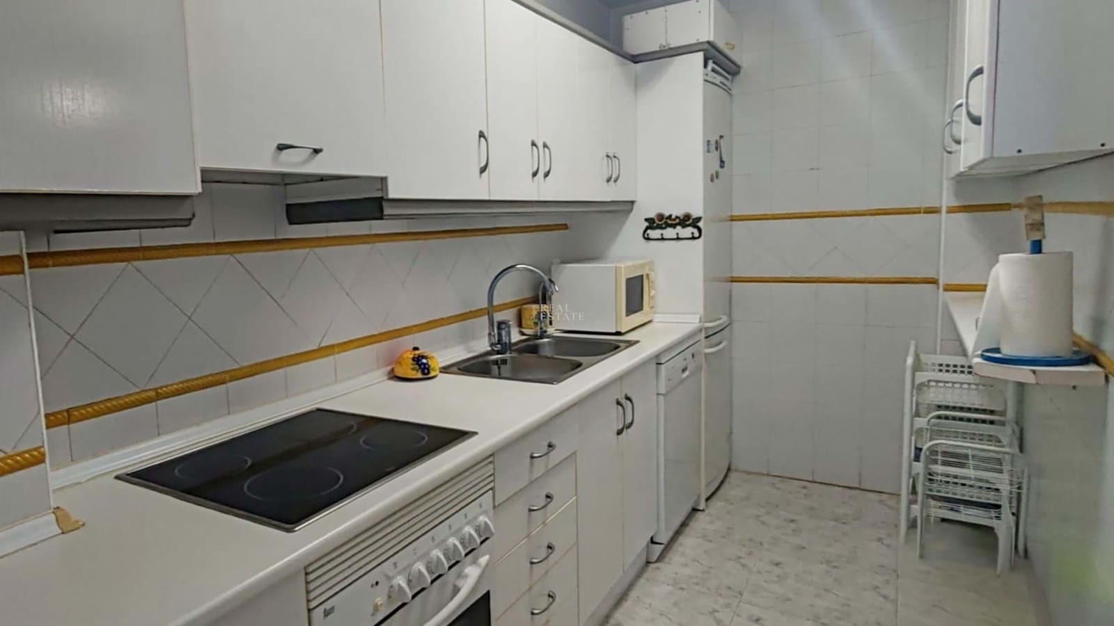 2 chambre Appartement à vendre à La Manga del Mar Menor avec piscine garage - 160 000 € (Ref: 9575130)