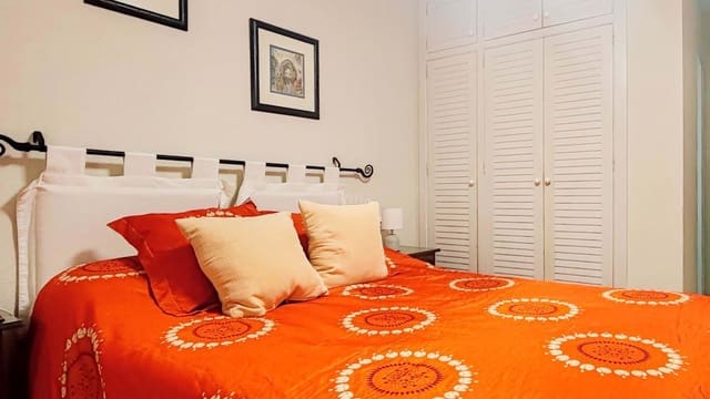 2 chambre Appartement à vendre à La Manga del Mar Menor avec piscine garage - 160 000 € (Ref: 9575130)