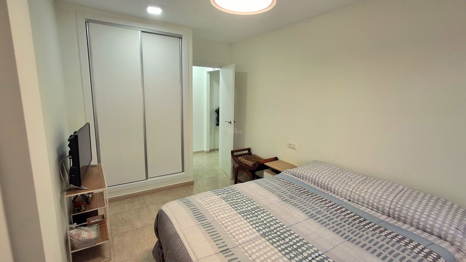 3 sypialnia Bungalow na sprzedaż w Elche / Elx z basenem garażem - 360 000 € (Ref: 9575131)