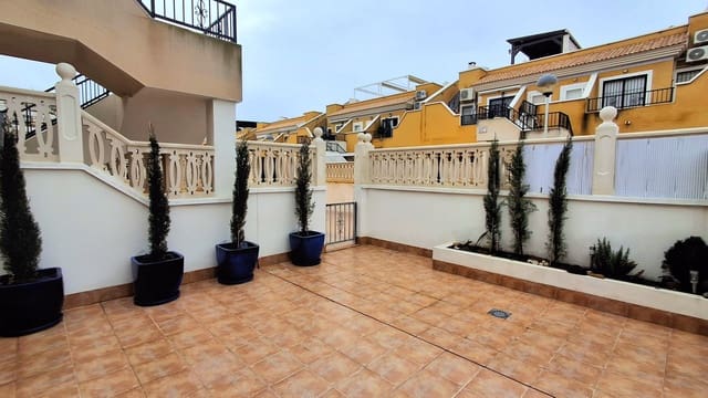 3 sypialnia Bungalow na sprzedaż w Elche / Elx z basenem garażem - 360 000 € (Ref: 9575131)