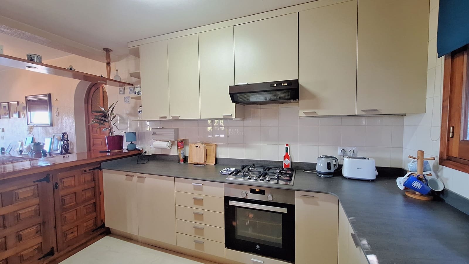 4 bedroom Villa for sale in Orba with pool garage - € 449,950 (Ref: 9583427)