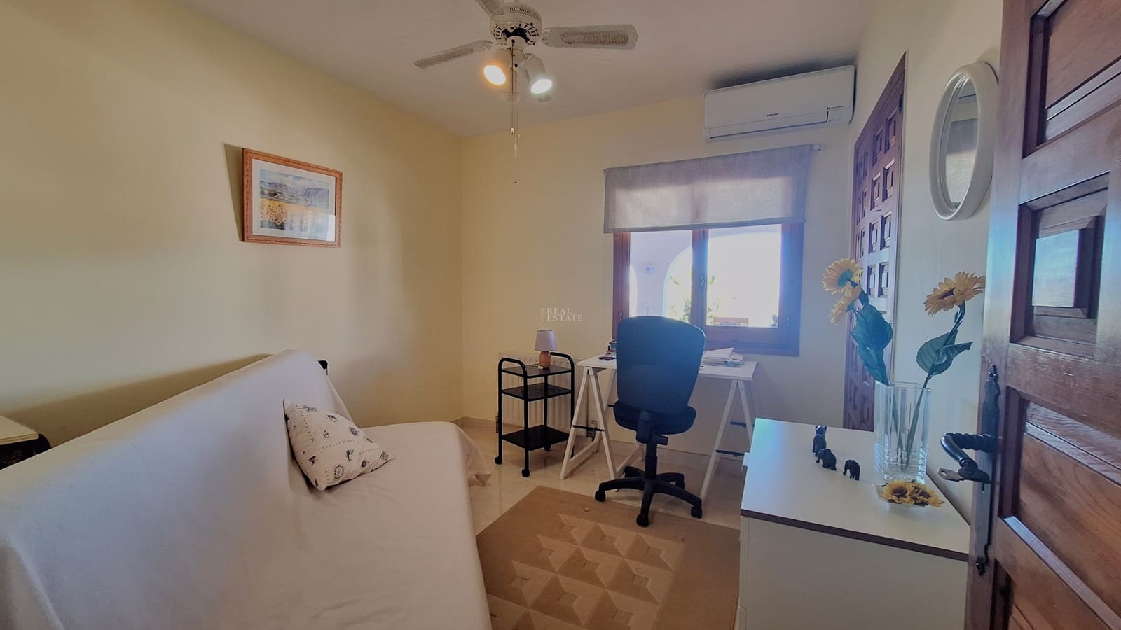 4 bedroom Villa for sale in Orba with pool garage - € 449,950 (Ref: 9583427)