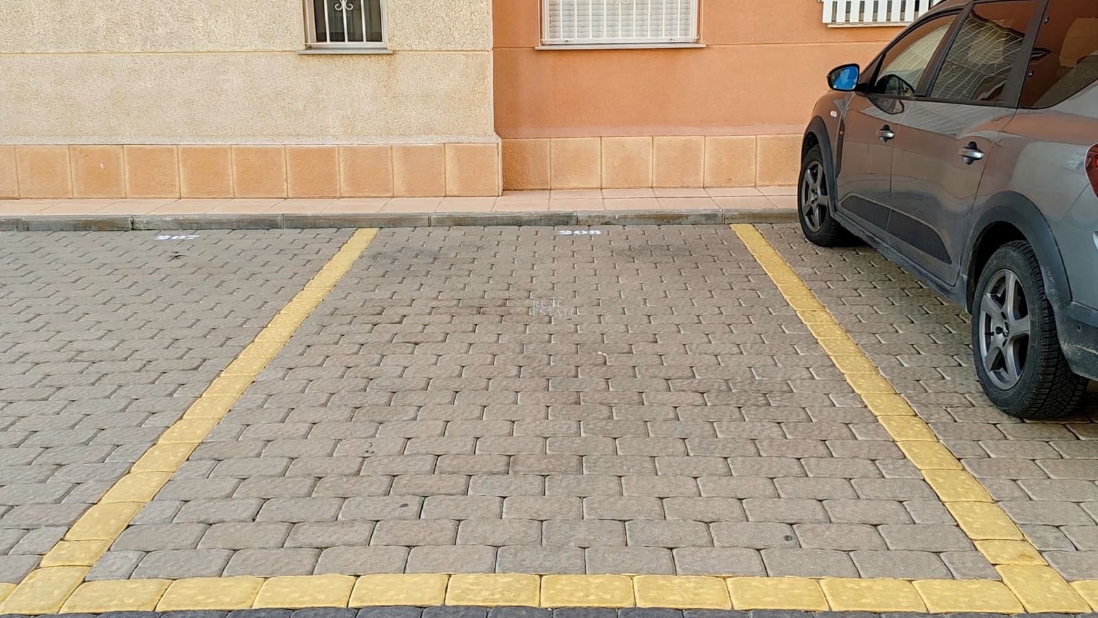 1 quarto Apartamento para venda em La Manga del Mar Menor com piscina garagem - 135 000 € (Ref: 9585058)