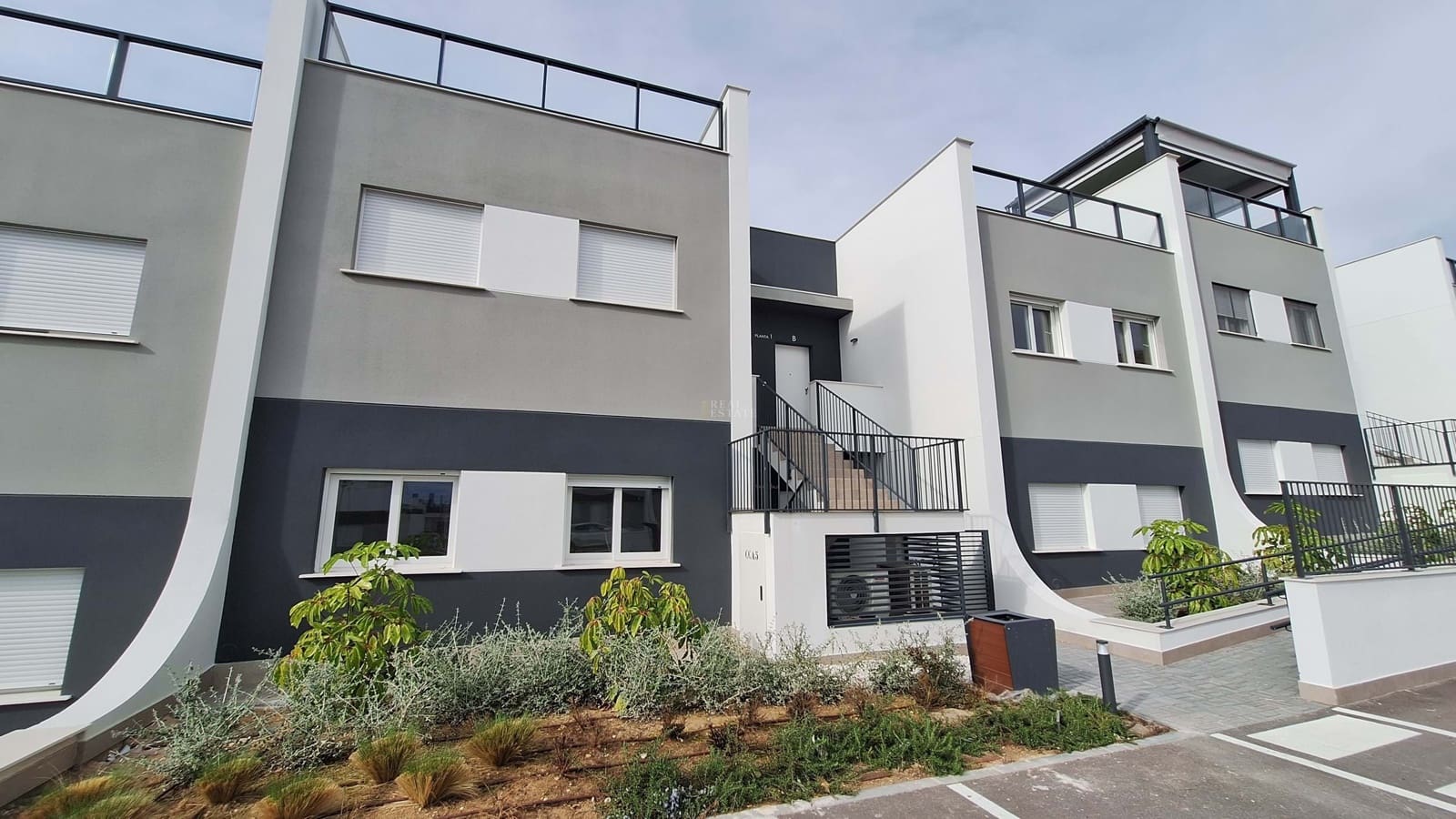 2 bedroom Apartment for sale in Finestrat with pool garage - € 336,000 (Ref: 9590514)