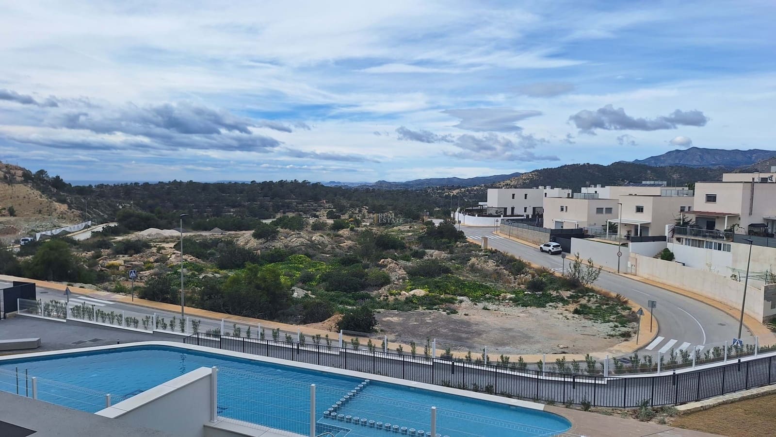 2 bedroom Apartment for sale in Finestrat with pool garage - € 336,000 (Ref: 9590514)