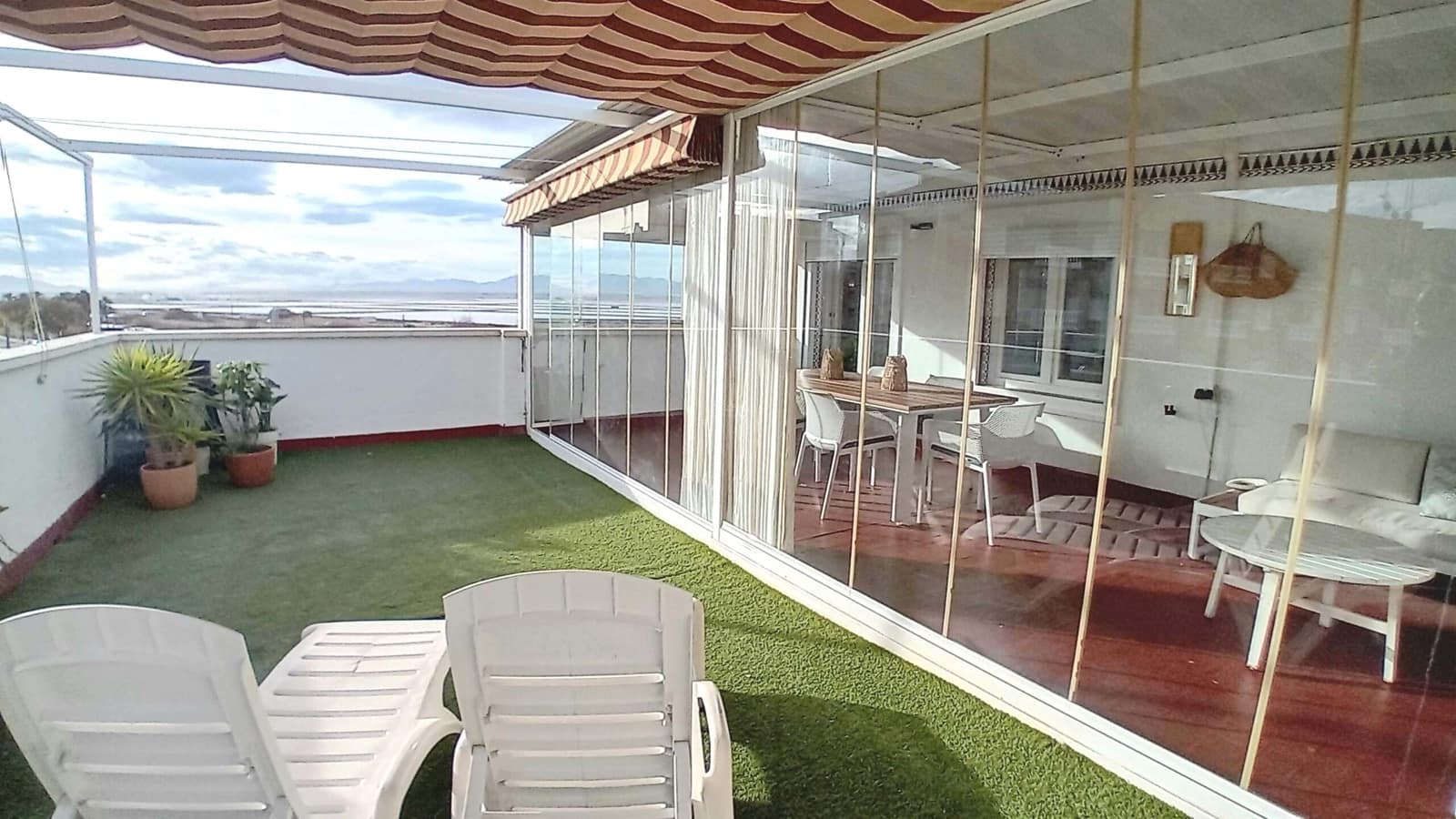 3 slaapkamer Penthouse te koop in Santa Pola met zwembad garage - € 299.000 (Ref: 9592112)
