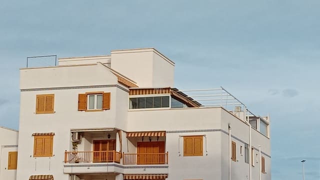 3 soverom Penthouse til salgs i Santa Pola med svømmebasseng garasje - € 299 000 (Ref: 9592112)