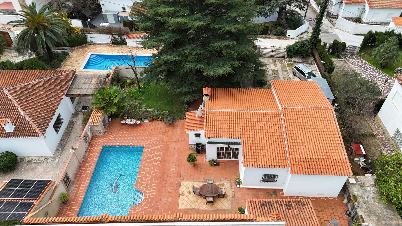 3 makuuhuone Huvila myytävänä paikassa Barx mukana uima-altaan 
autotalli - 345 000 € (Ref: 9598399)