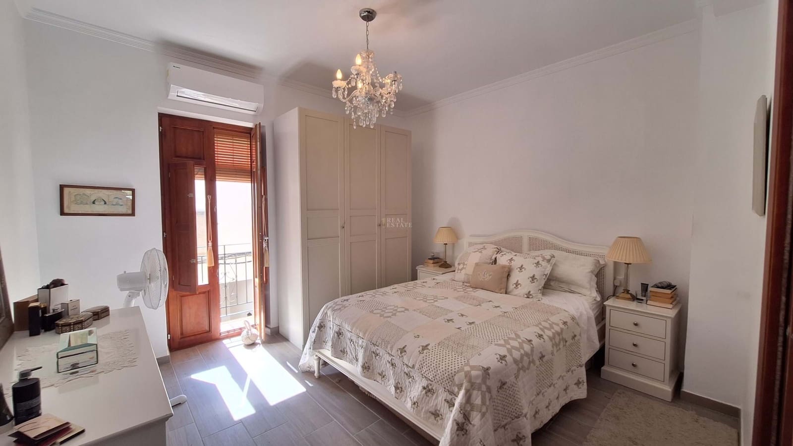 Casa de 3 habitaciones en Orba en venta - 350.000 € (Ref: 9603232)