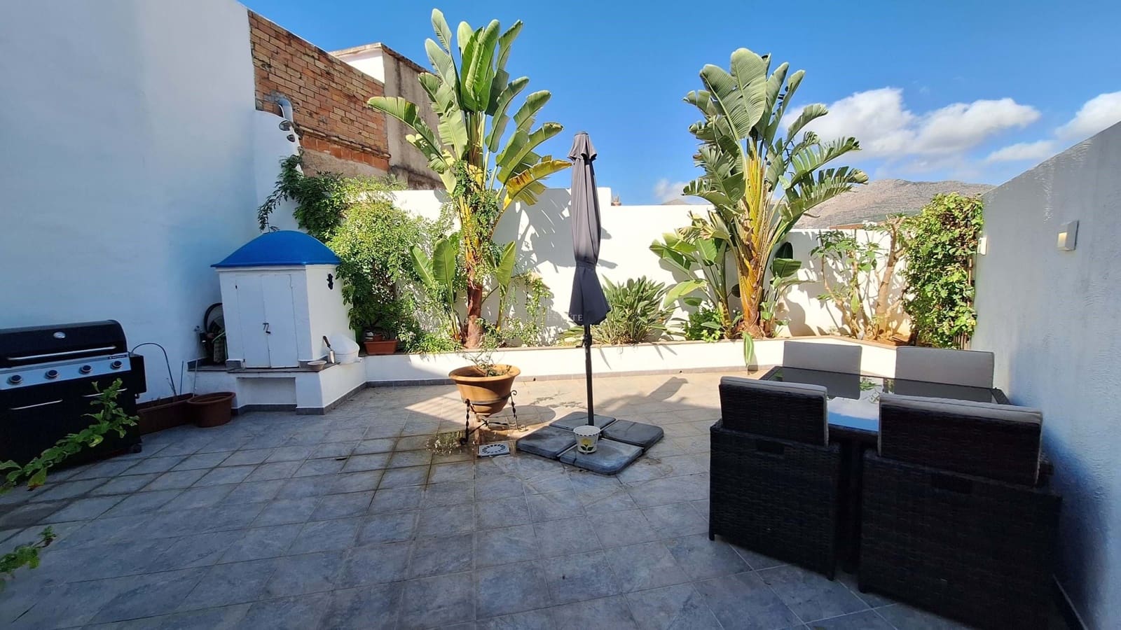 Casa de 3 habitaciones en Orba en venta - 350.000 € (Ref: 9603232)