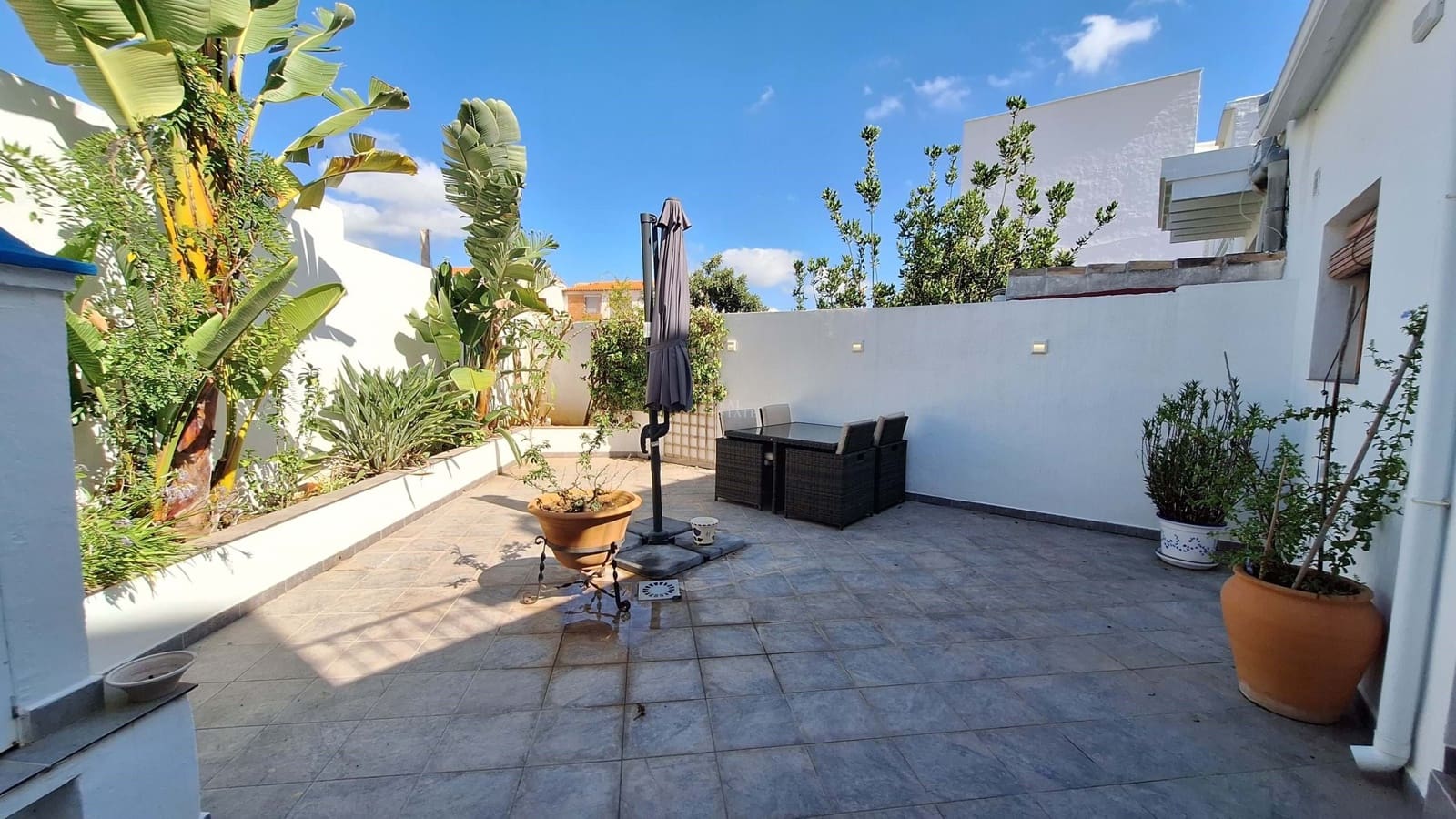 Casa de 3 habitaciones en Orba en venta - 350.000 € (Ref: 9603232)