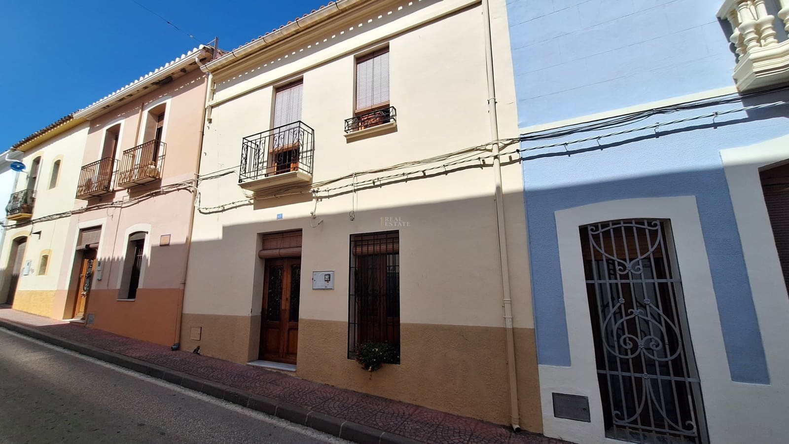 Casa de 3 habitaciones en Orba en venta - 350.000 € (Ref: 9603232)