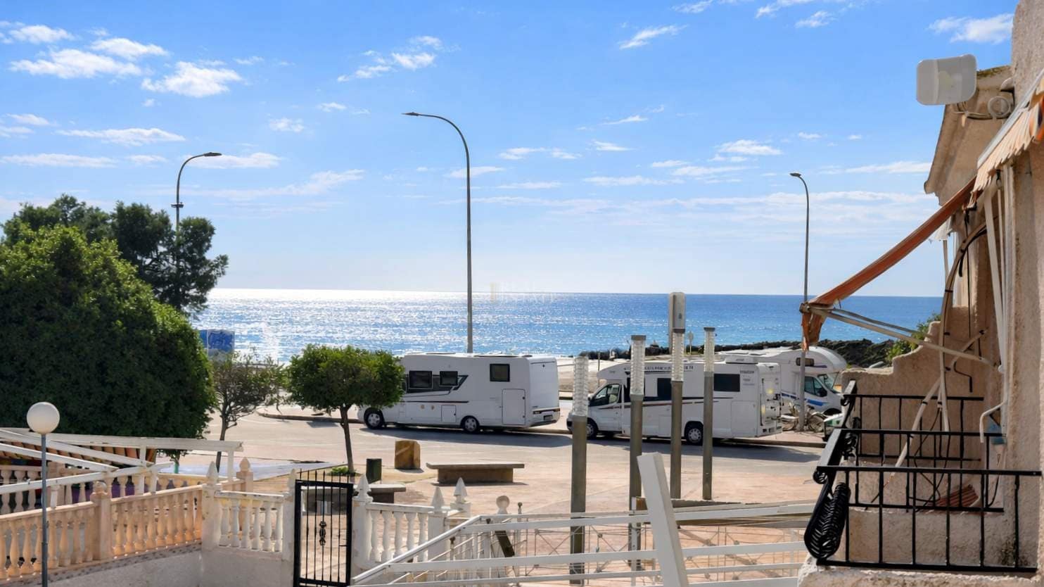 2 sovrum Bungalow till salu i Santa Pola med garage - 295 000 € (Ref: 9603646)