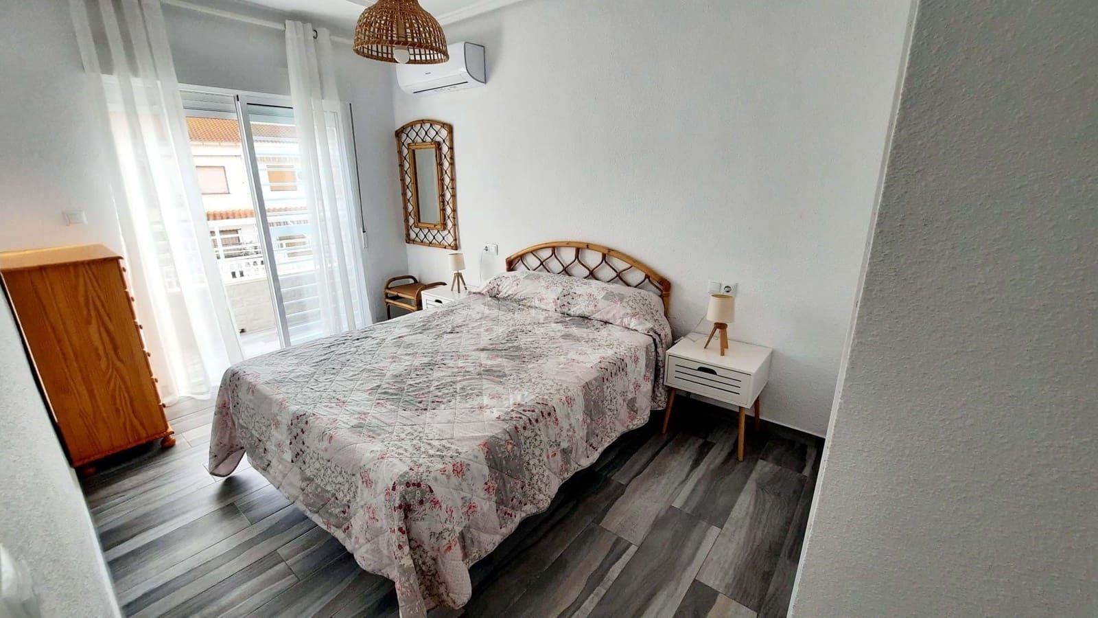 2 sovrum Bungalow till salu i Santa Pola med garage - 295 000 € (Ref: 9603646)