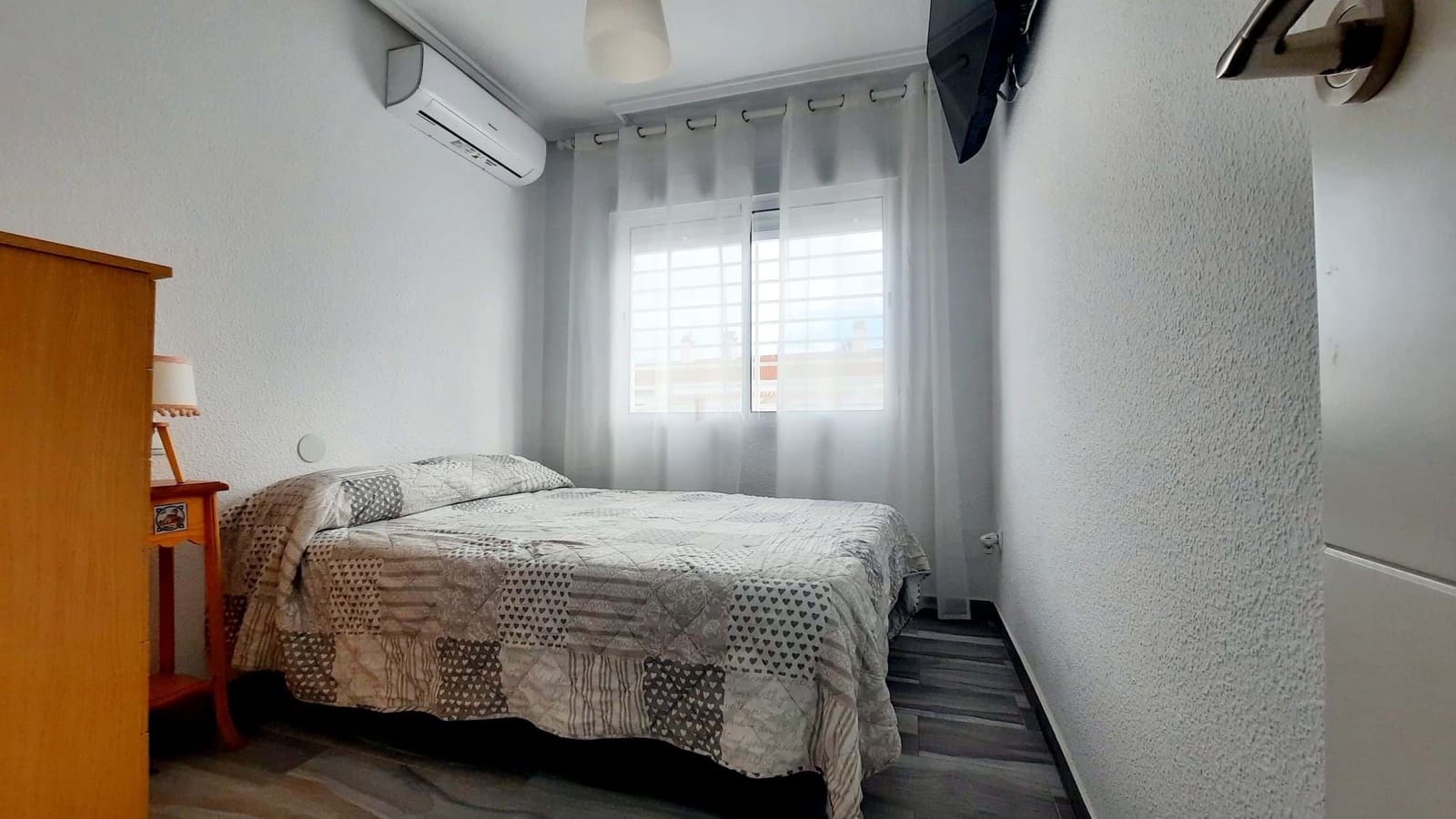 2 sovrum Bungalow till salu i Santa Pola med garage - 295 000 € (Ref: 9603646)