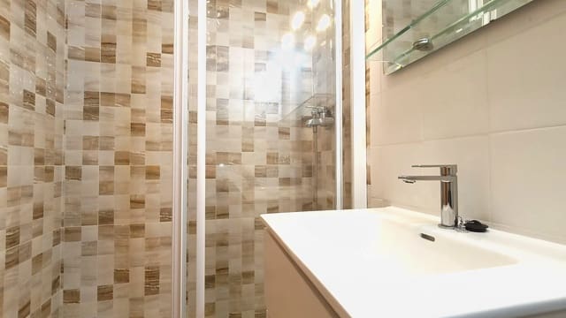 3 makuuhuone Bungalow myytävänä paikassa Santa Pola mukana 
autotalli - 309 500 € (Ref: 9610540)