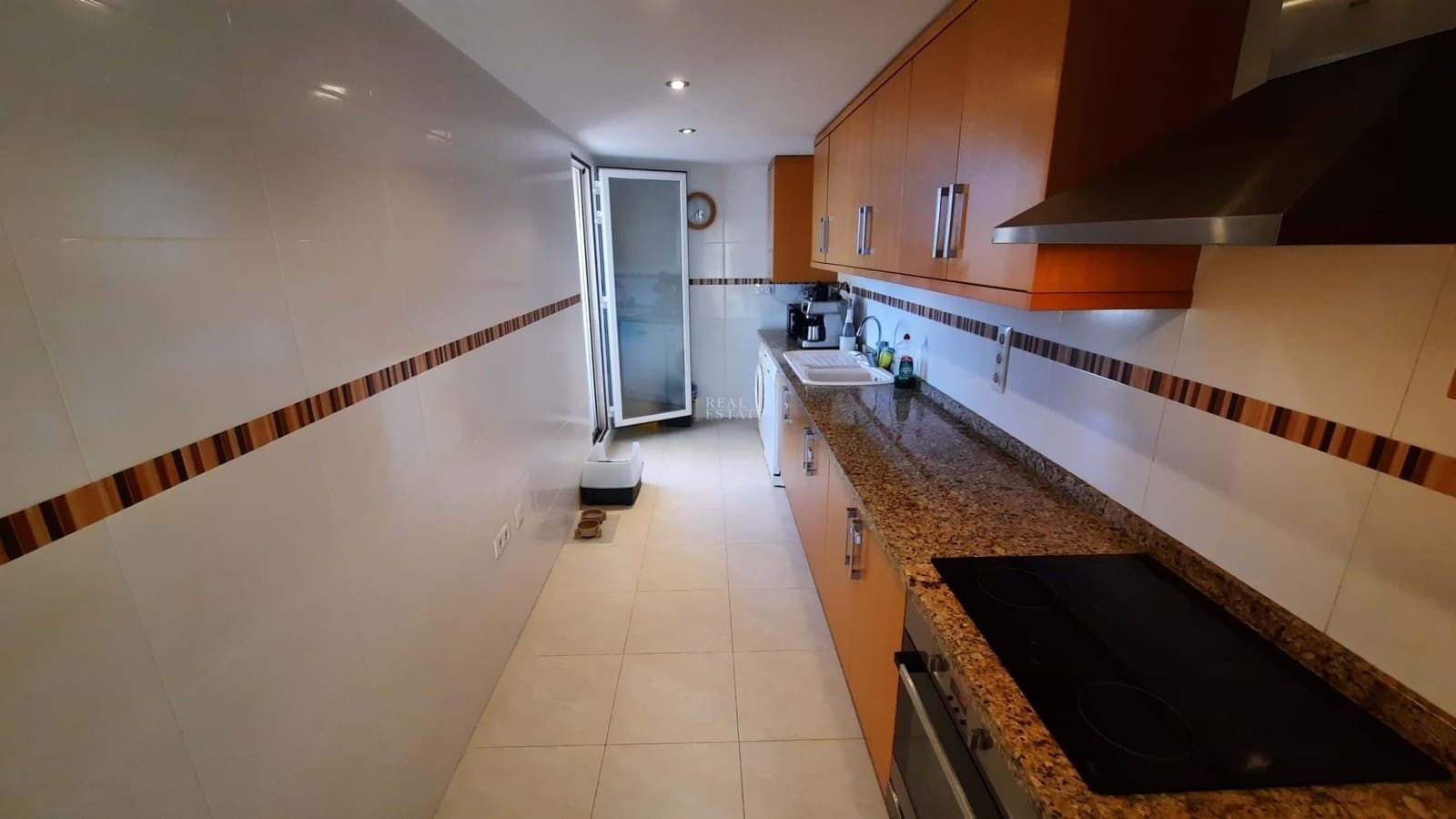 Apartamento de 4 habitaciones en Dénia en venta con piscina garaje - 410.000 € (Ref: 9610653)