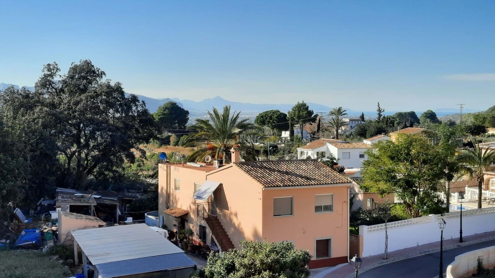 Apartamento de 4 habitaciones en Dénia en venta con piscina garaje - 410.000 € (Ref: 9610653)