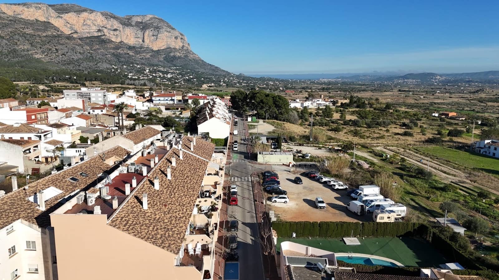 Apartamento de 4 habitaciones en Dénia en venta con piscina garaje - 410.000 € (Ref: 9610653)