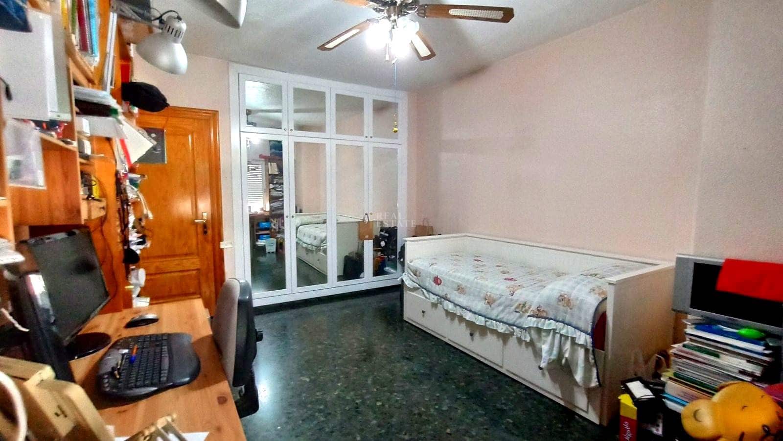 4 soverom Hus til salgs i Beniajan med garasje - € 230 000 (Ref: 9611921)