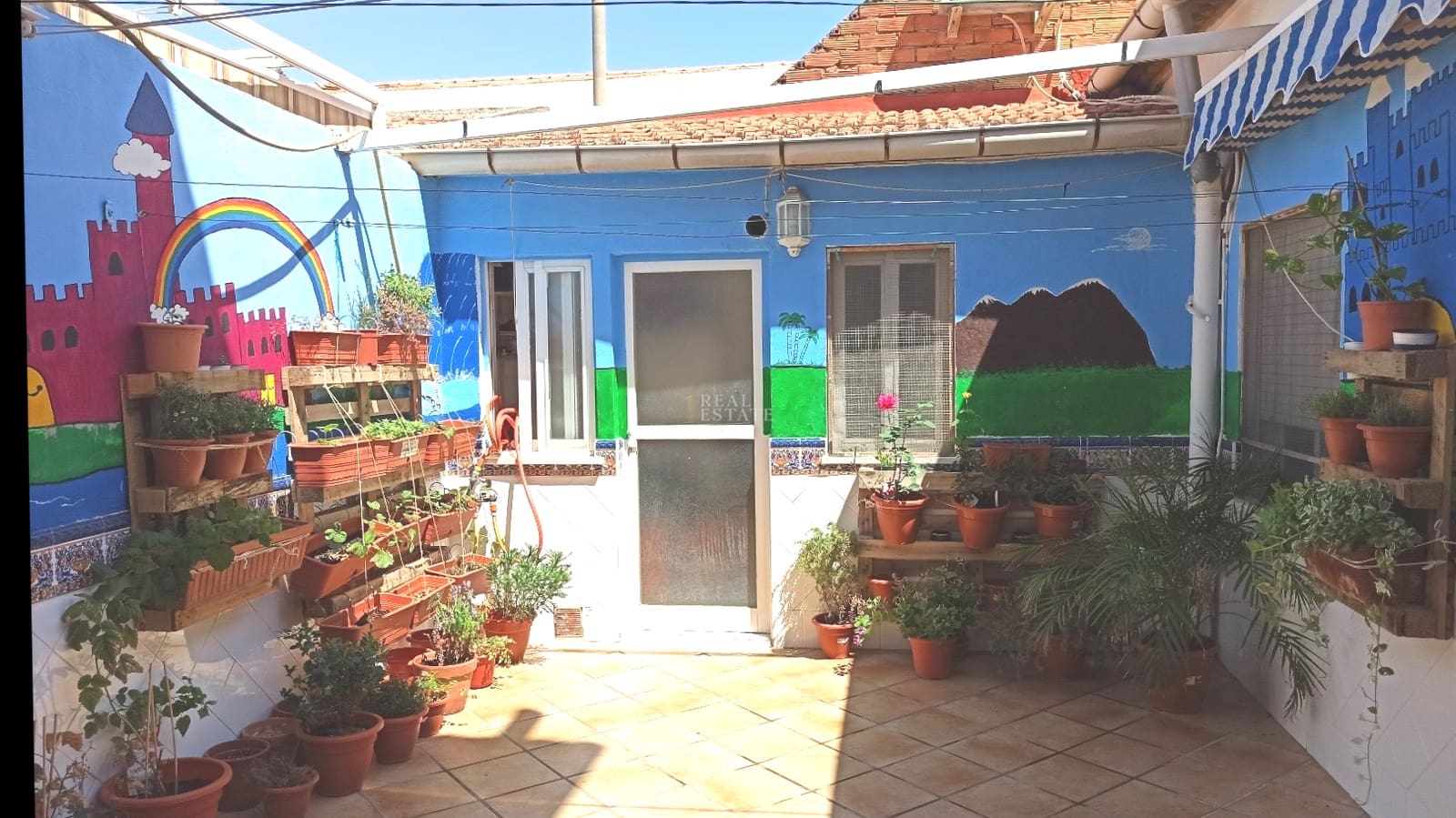 4 soverom Hus til salgs i Beniajan med garasje - € 230 000 (Ref: 9611921)