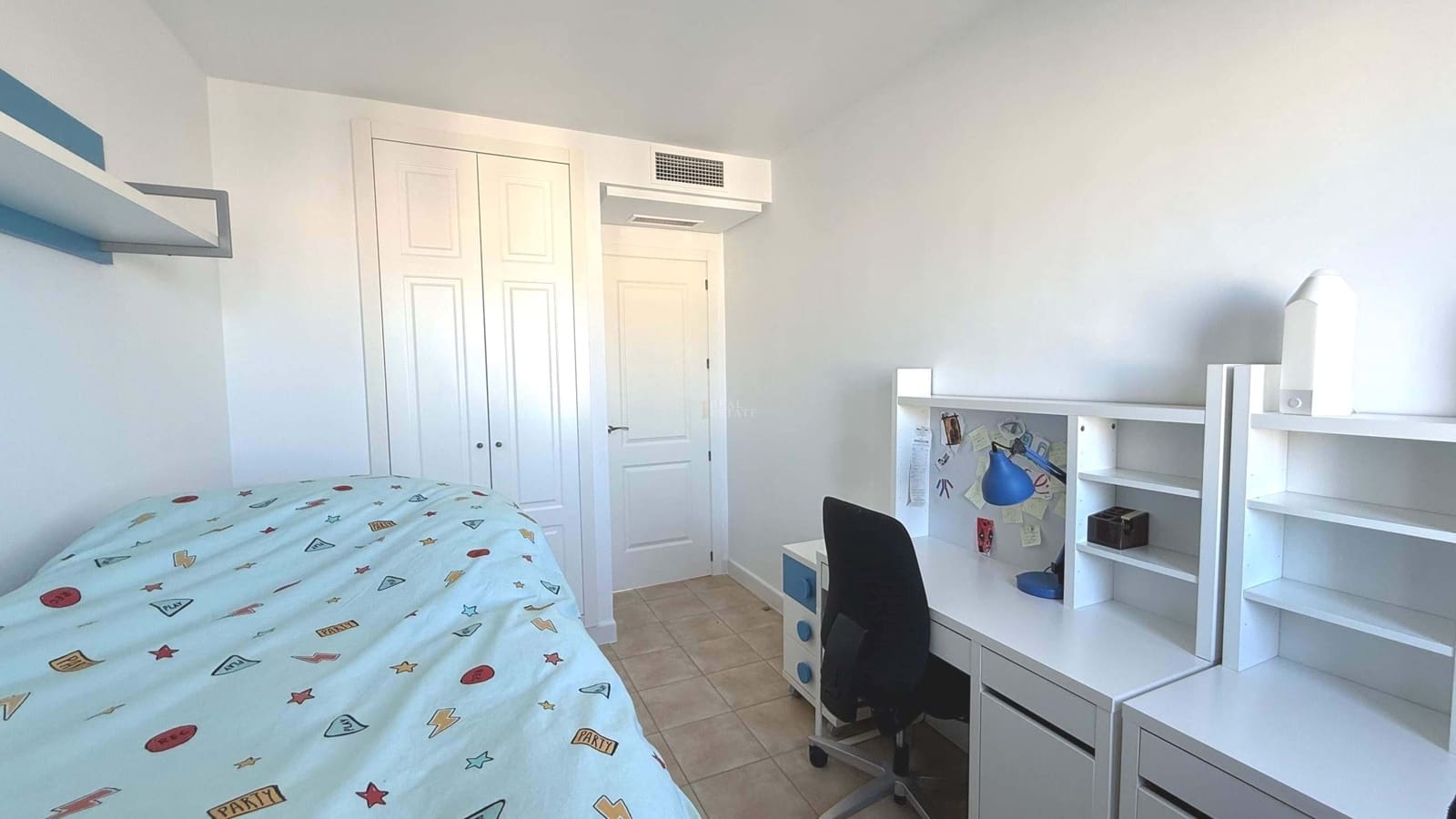 2 bedroom Penthouse for sale in Corvera with pool garage - € 160,000 (Ref: 9614119)