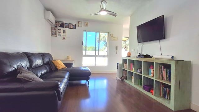 2 makuuhuone Huoneisto myytävänä paikassa Elche / Elx mukana uima-altaan 
autotalli - 280 000 € (Ref: 9618741)