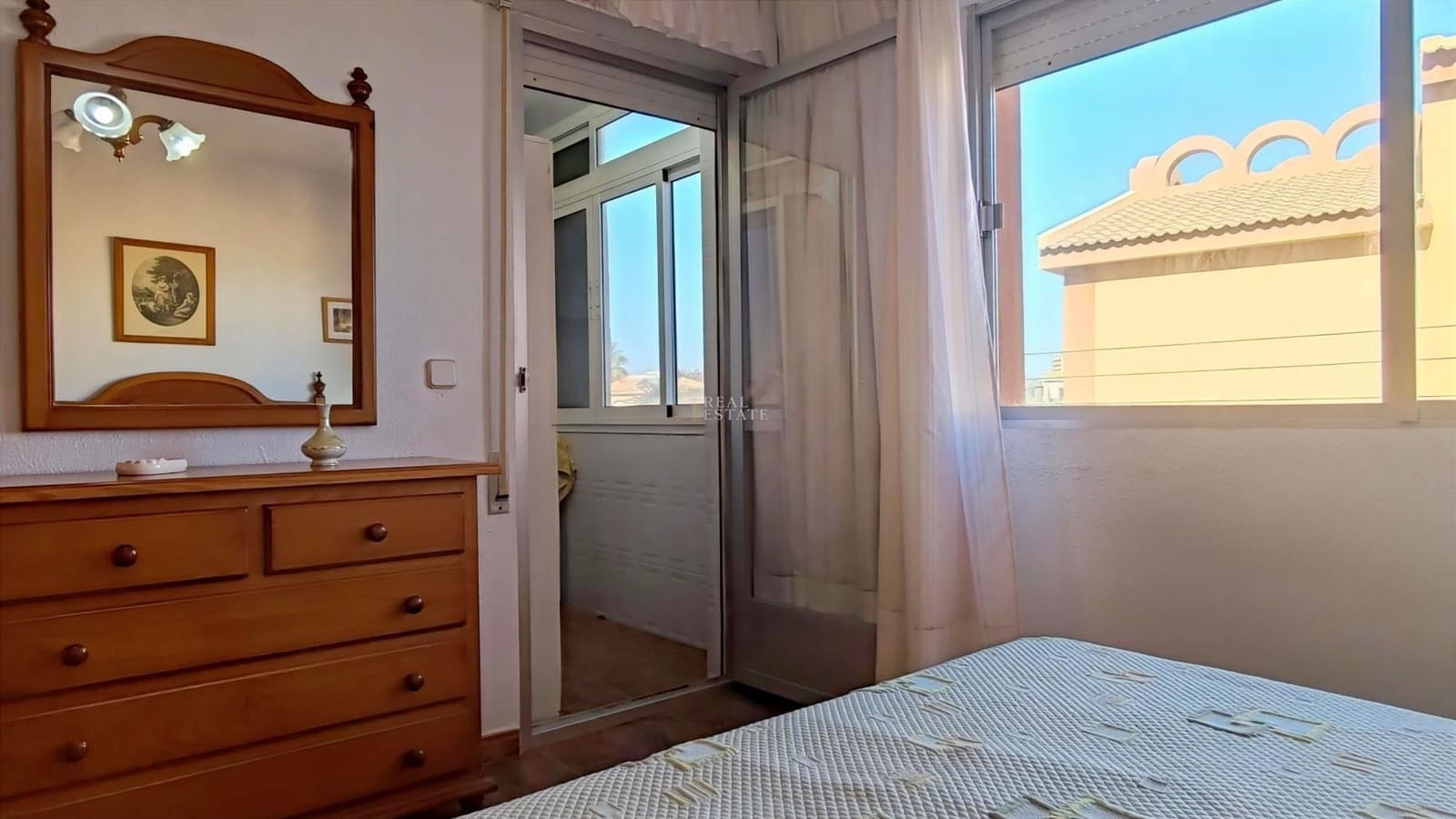 2 soveværelse Lejlighed til salg i La Manga del Mar Menor med garage - € 135.000 (Ref: 9624286)