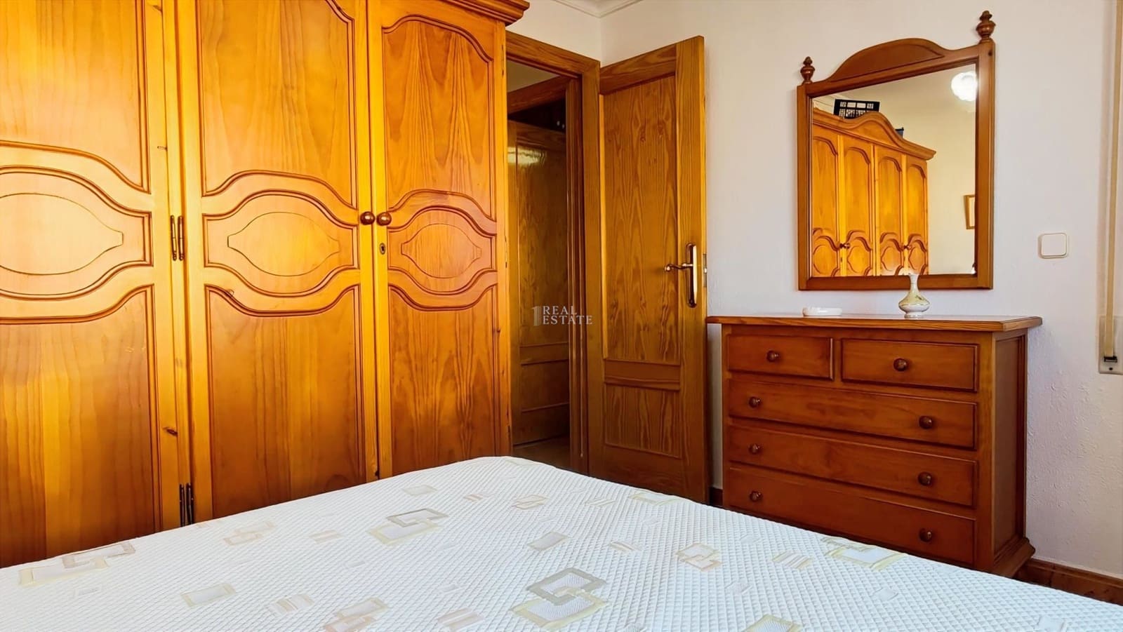 2 soveværelse Lejlighed til salg i La Manga del Mar Menor med garage - € 135.000 (Ref: 9624286)