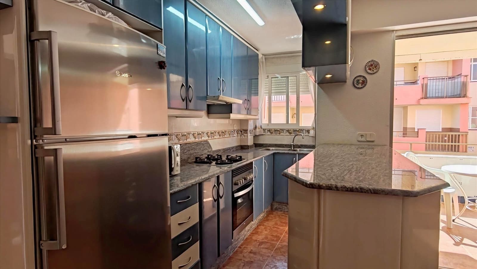 2 soveværelse Lejlighed til salg i La Manga del Mar Menor med garage - € 135.000 (Ref: 9624286)