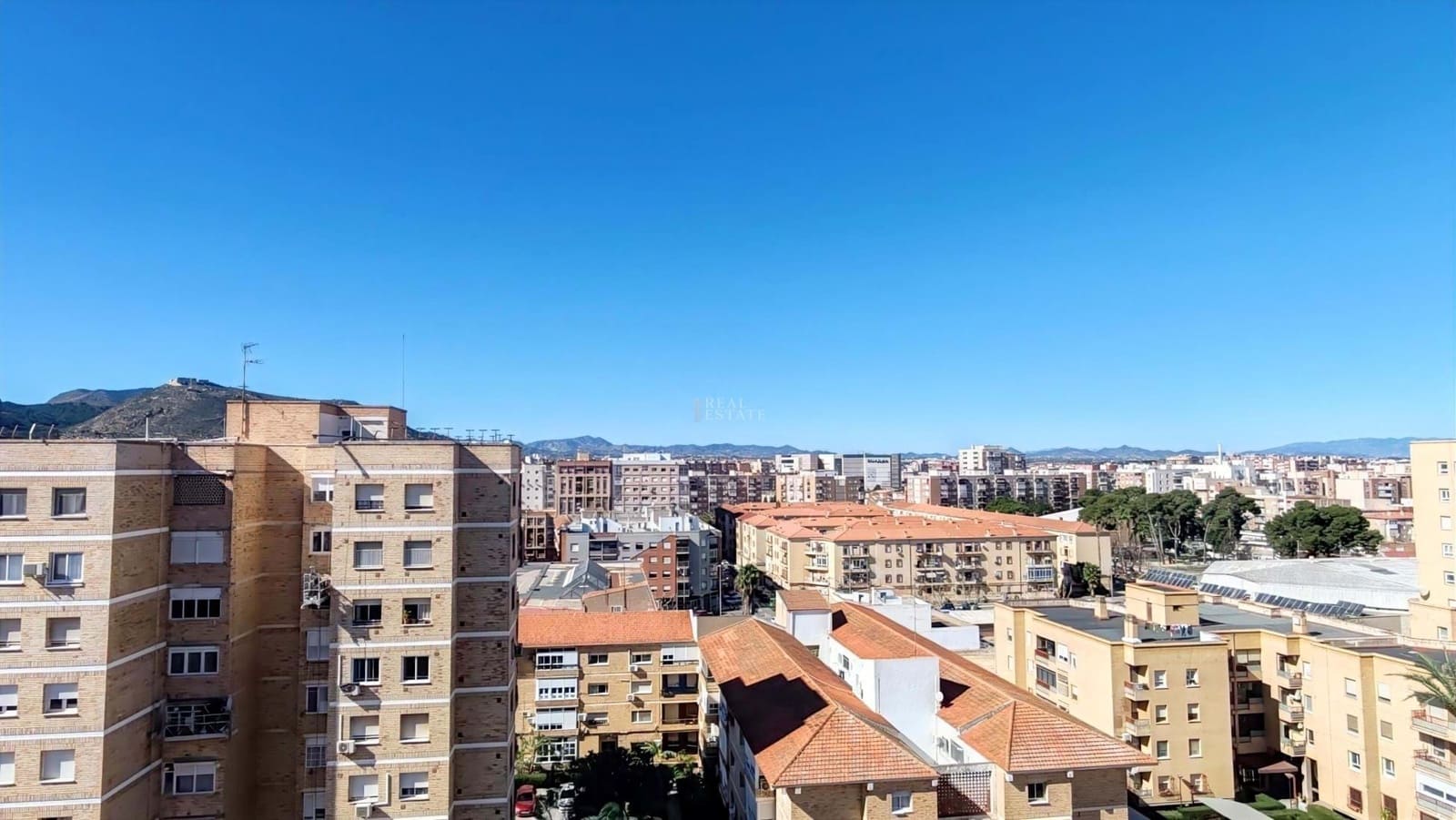 4 makuuhuone Huoneisto myytävänä paikassa Cartagena mukana 
autotalli - 205 000 € (Ref: 9624287)