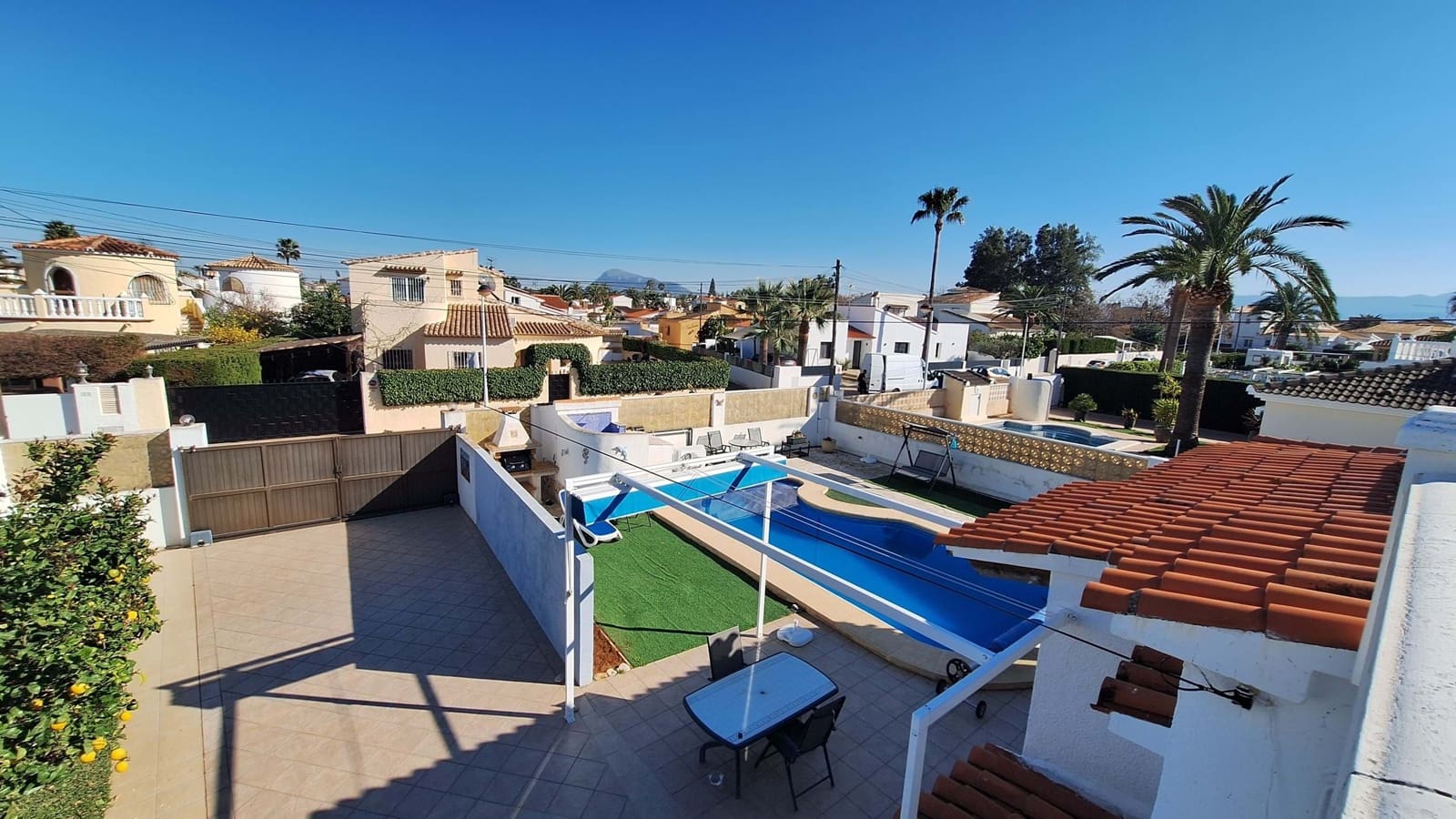 4 bedroom Villa for sale in Els Poblets with pool - € 575,000 (Ref: 9626940)