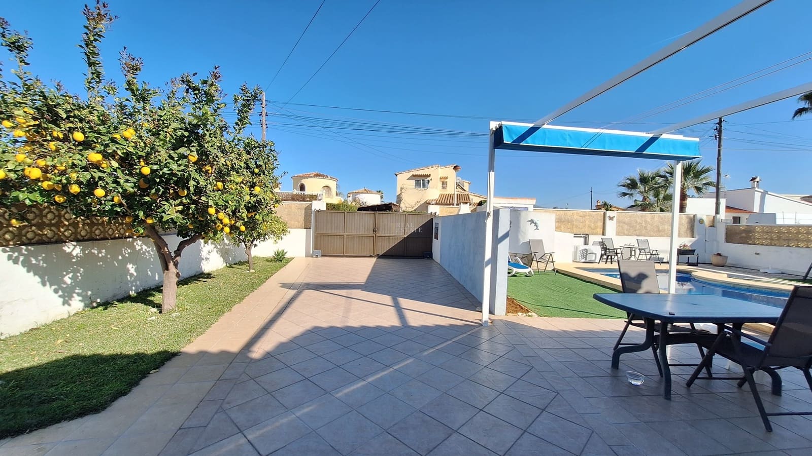 4 bedroom Villa for sale in Els Poblets with pool - € 575,000 (Ref: 9626940)