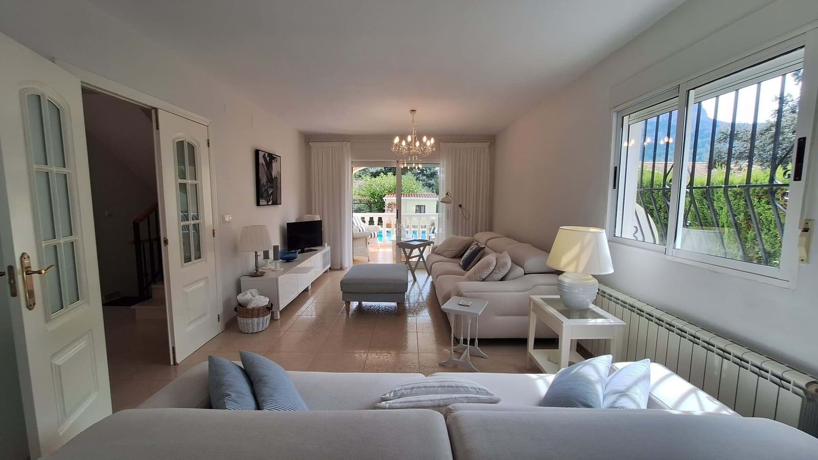 Chalet de 4 habitaciones en Barx en venta con piscina garaje - 399.000 € (Ref: 9629433)