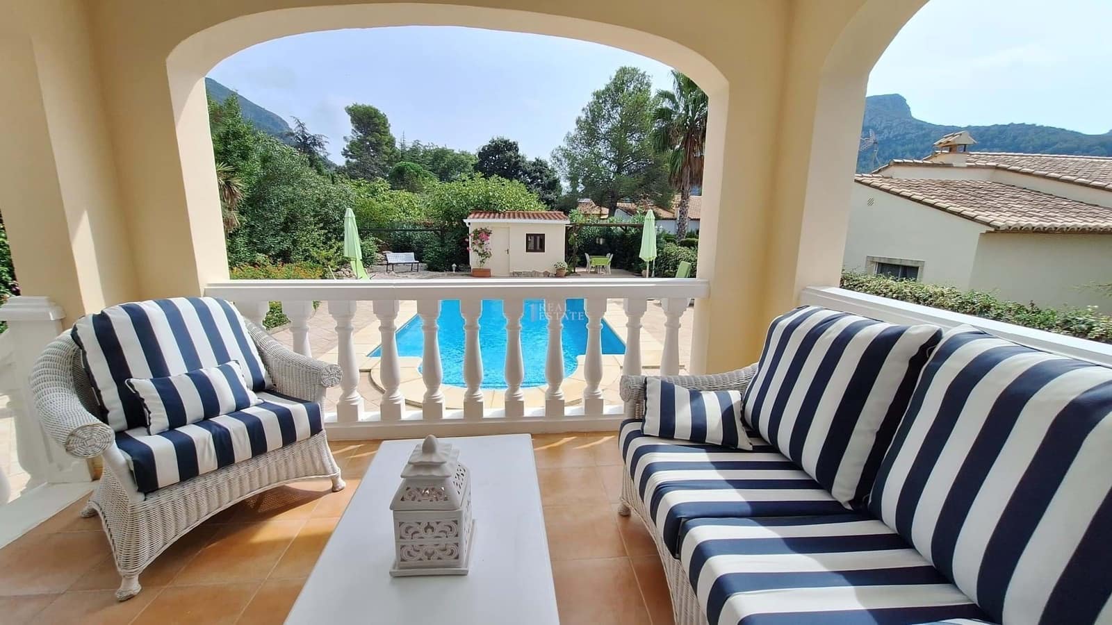 Chalet de 4 habitaciones en Barx en venta con piscina garaje - 399.000 € (Ref: 9629433)