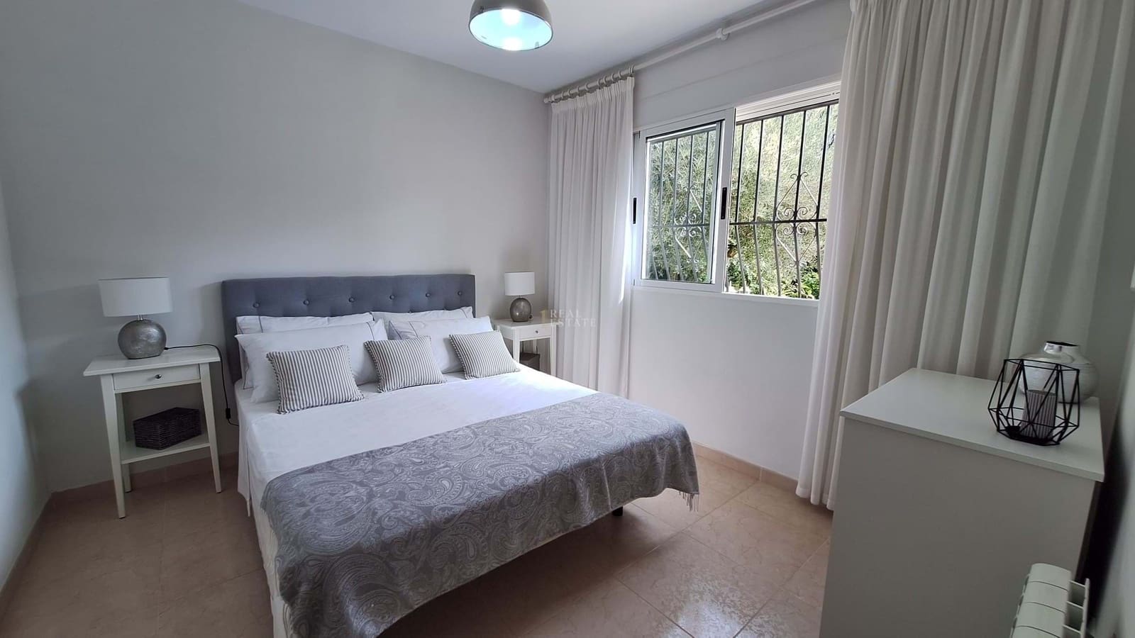 Chalet de 4 habitaciones en Barx en venta con piscina garaje - 399.000 € (Ref: 9629433)