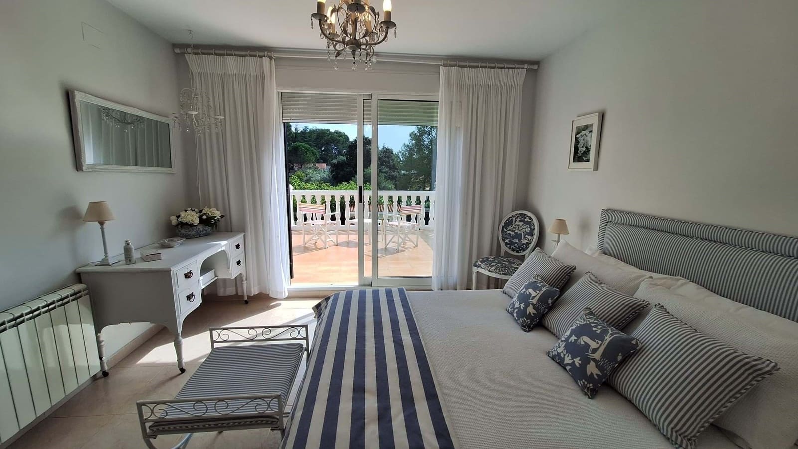 Chalet de 4 habitaciones en Barx en venta con piscina garaje - 399.000 € (Ref: 9629433)