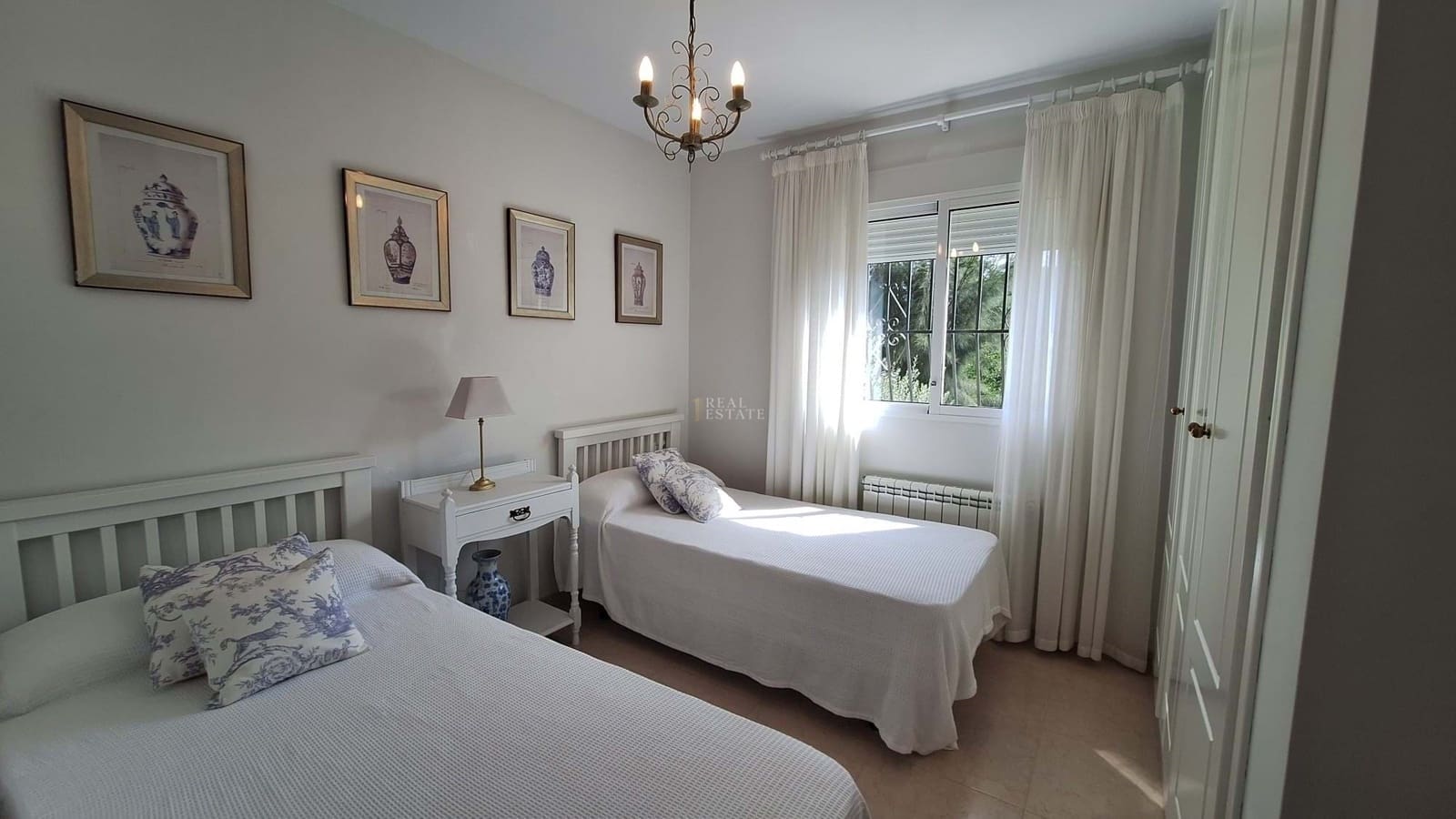 Chalet de 4 habitaciones en Barx en venta con piscina garaje - 399.000 € (Ref: 9629433)