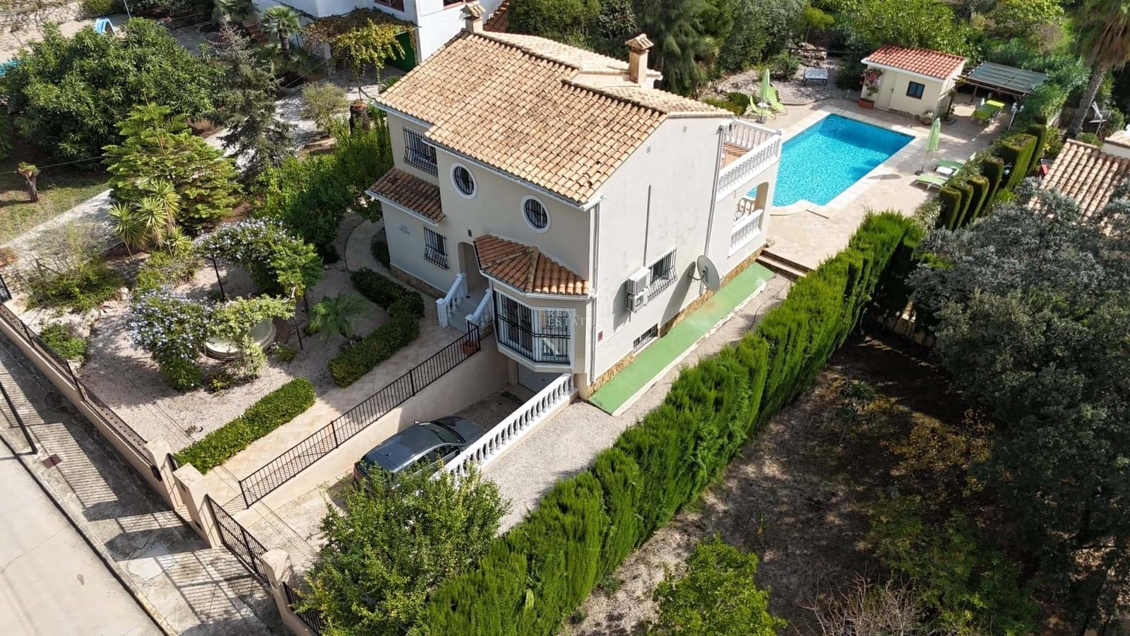 Chalet de 4 habitaciones en Barx en venta con piscina garaje - 399.000 € (Ref: 9629433)