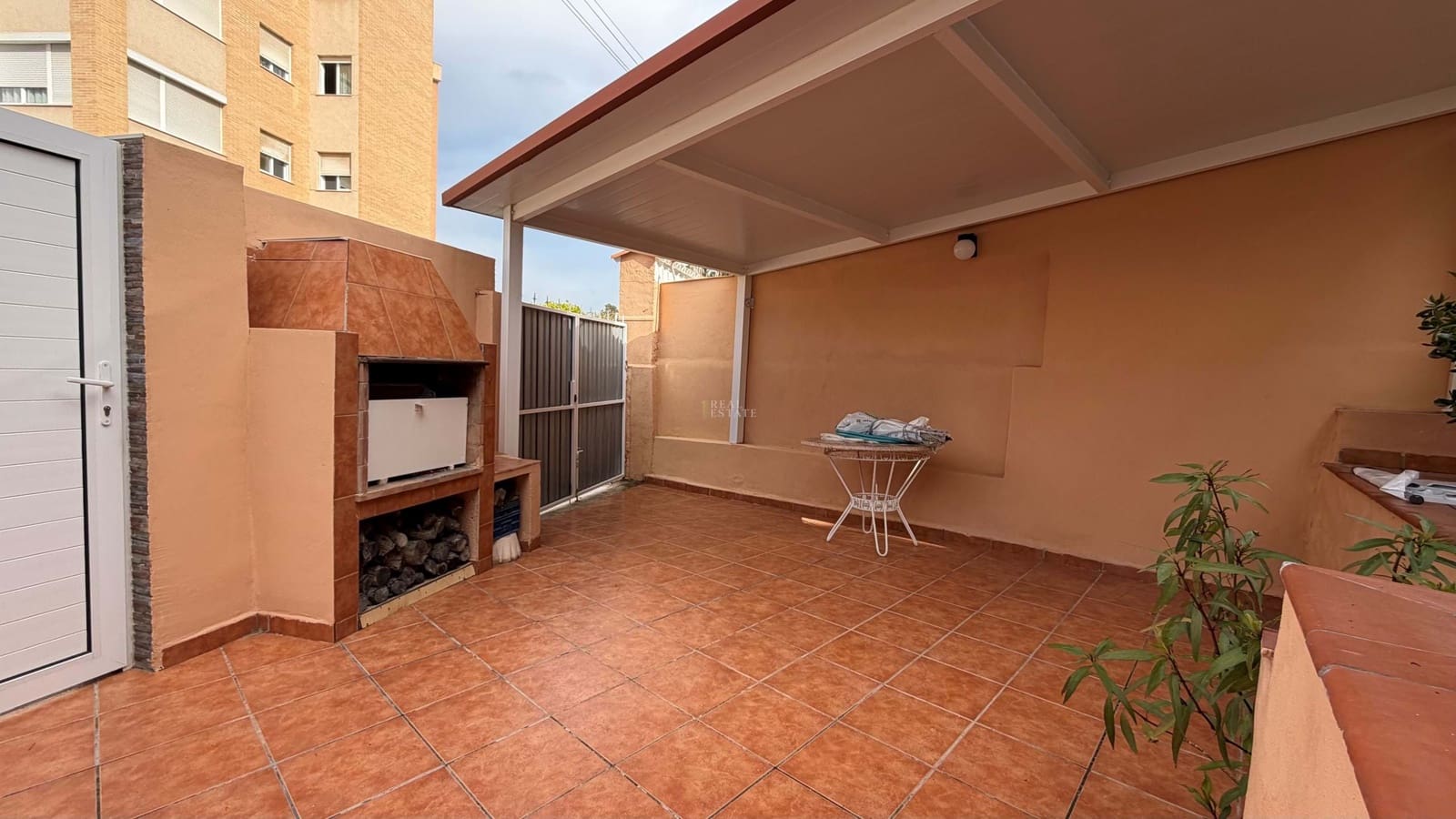 Casa de 3 habitaciones en Alicante / Alacant ciudad en venta - 359.900 € (Ref: 9638113)