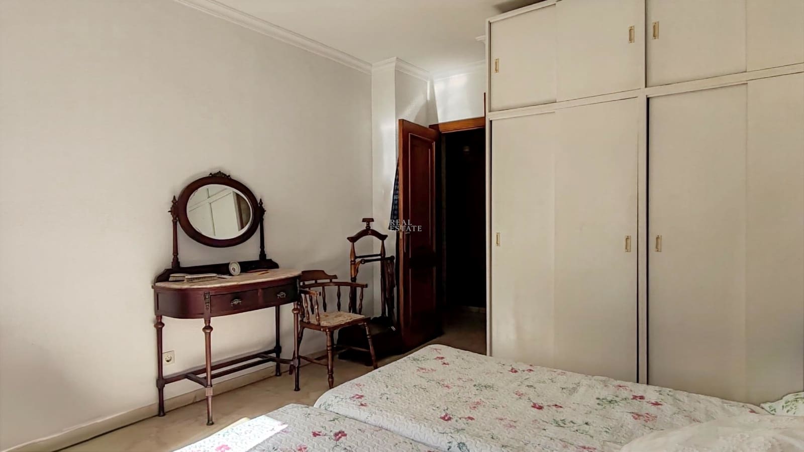 4 bedroom Apartment for sale in Cartagena with garage - € 410,000 (Ref: 9641387)