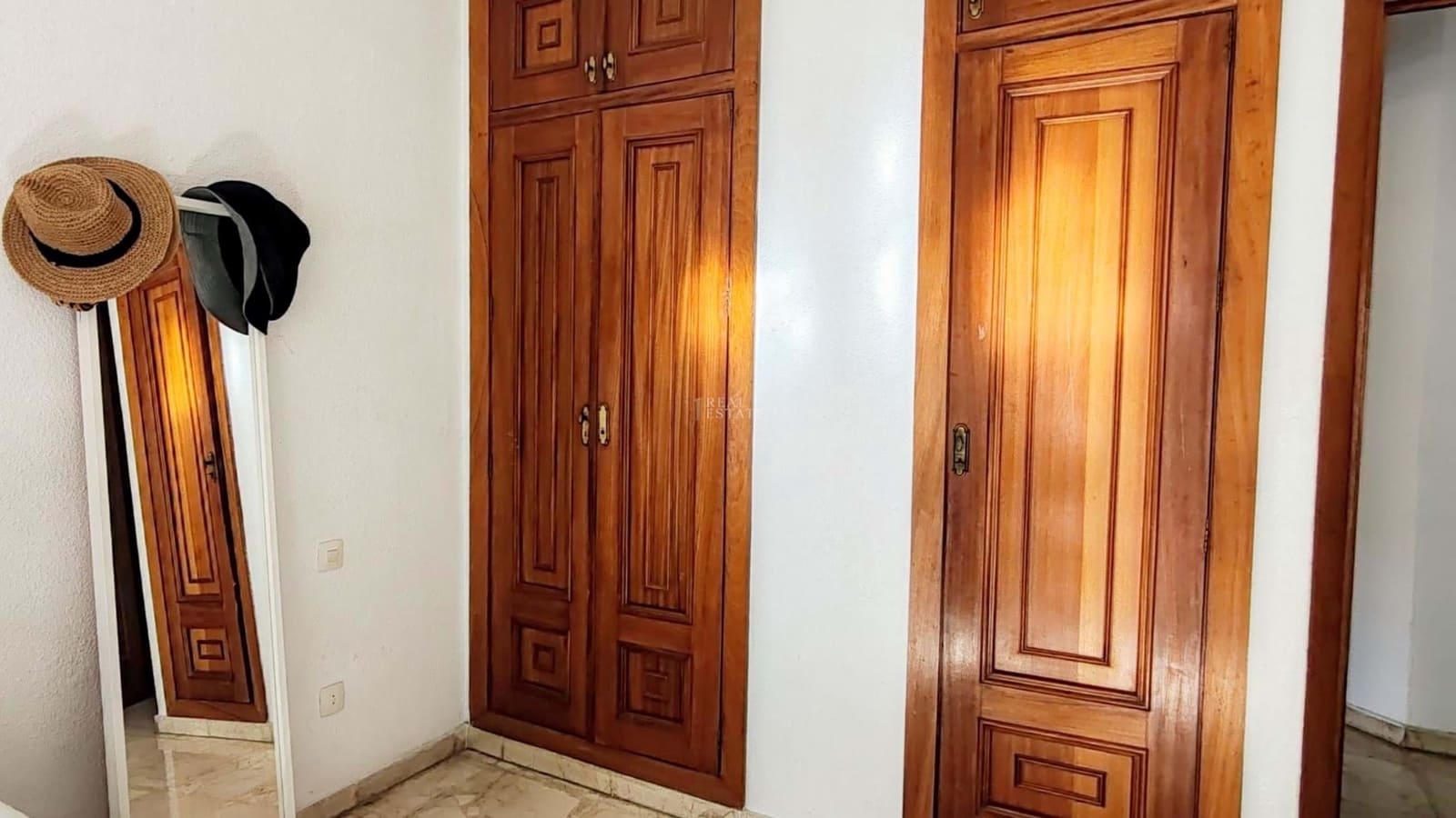 4 bedroom Apartment for sale in Cartagena with garage - € 410,000 (Ref: 9641387)