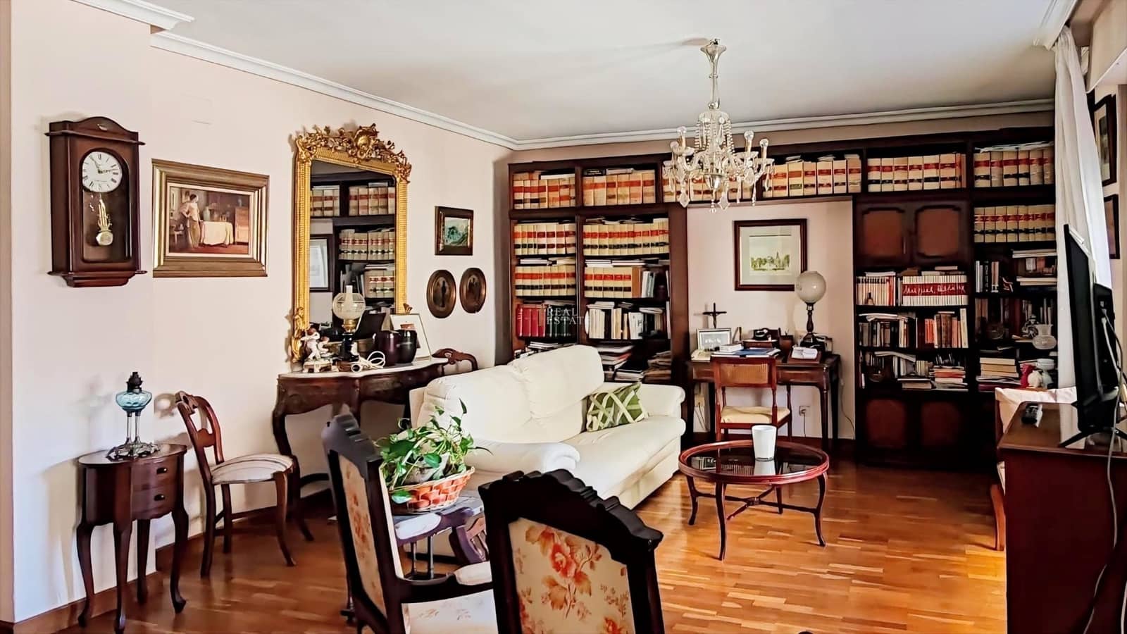 4 bedroom Apartment for sale in Cartagena with garage - € 410,000 (Ref: 9641387)